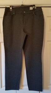 Chico's Slim leg Ponte 5 Pocket